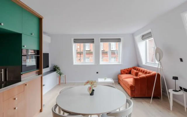 Casa Emilio - Soho - by Frankie Says