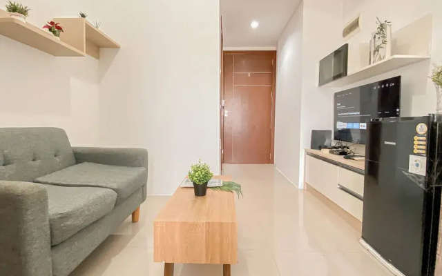 Trendy 1Br At Apartment Vittoria Residence