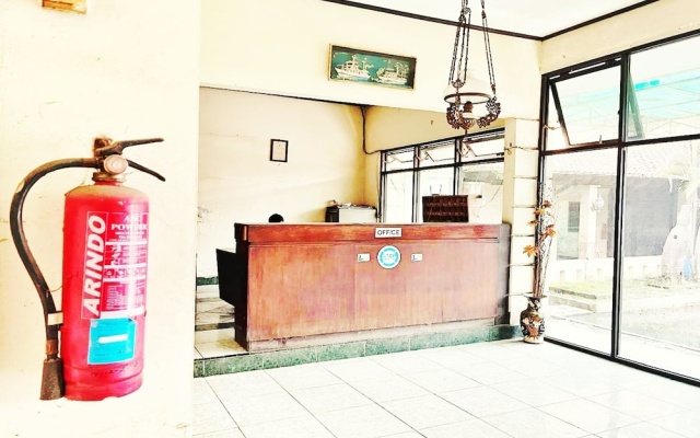 OYO 95141 Tanjung Mas Hotel