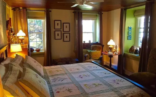 The Dolon House Bed and Breakfast
