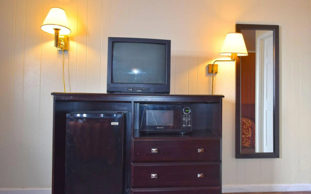 Skyview Manor Motel