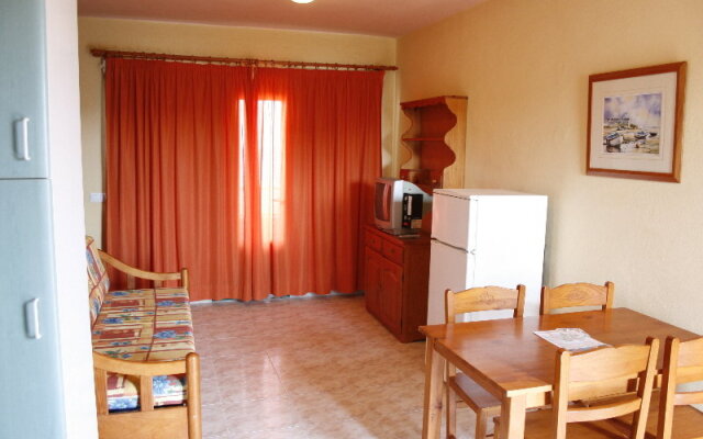 Apartamentos Checkin Cabo de Baños