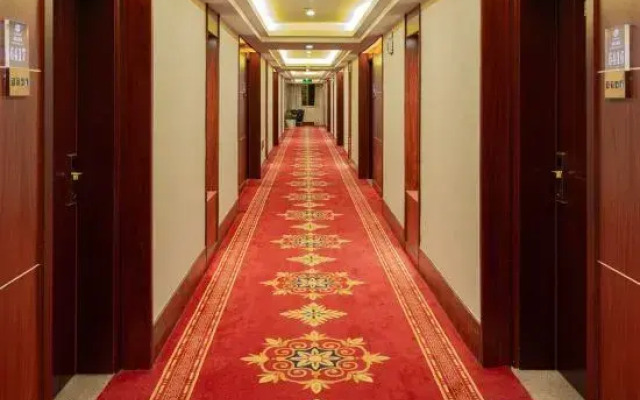 Golden Phoenix Hotel
