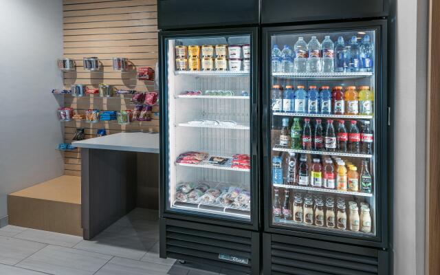 Holiday Inn Express & Suites Bryan - College Station by IHG