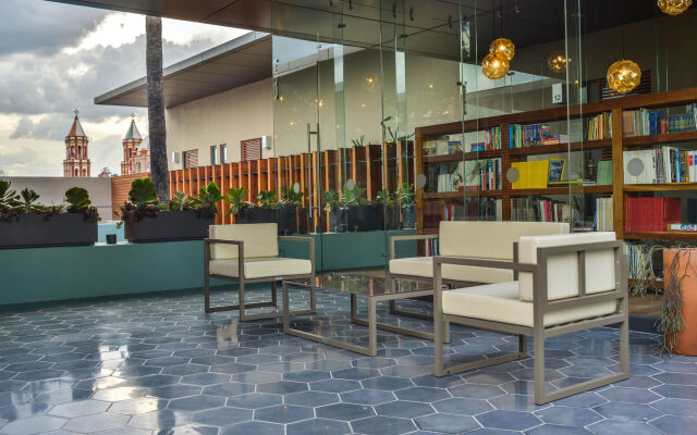 Hotel Criol
