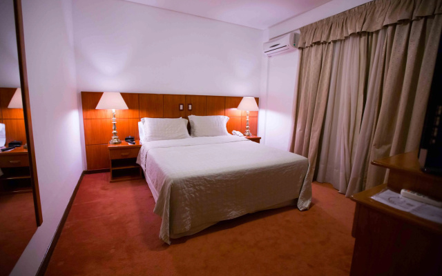 Las Ventanas Suites Hotel
