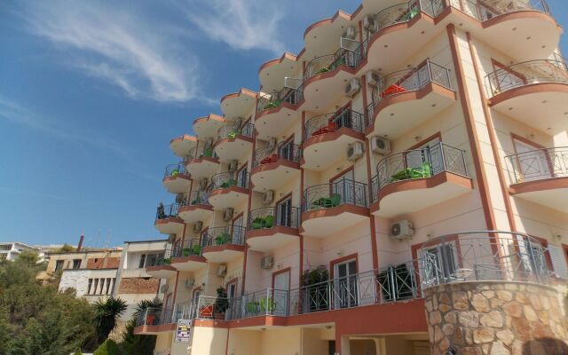 Piter Beach Apartments