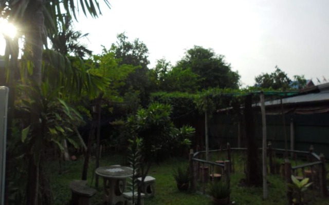 Near Train Guesthouse