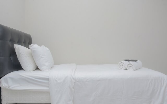 Alluring Studio at Lagoon Apartment near Bekasi Town Square