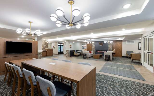 AmericInn by Wyndham International Falls