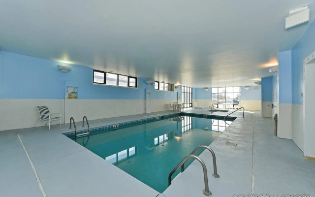 Americas Best Value Inn - Omaha