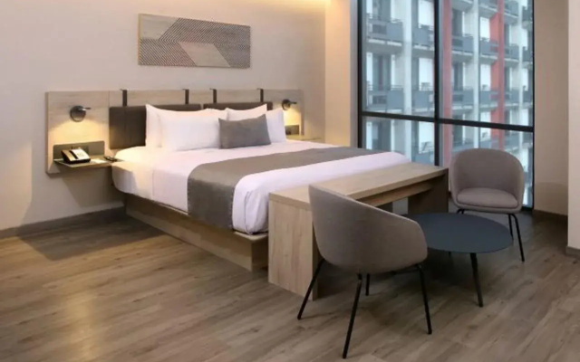 City Express Plus By Marriott Monterrey Centro