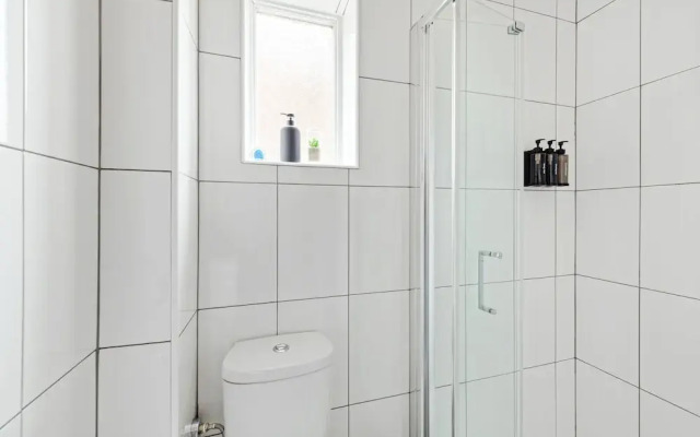 Charming 3 bed House in Wollaton, Nottingham