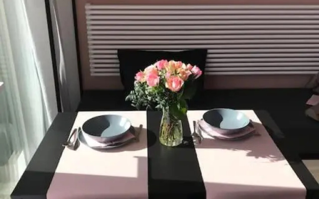 Sunny home with cute dragon in the center+parking