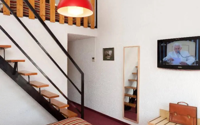 Hotel Roissy Lourdes