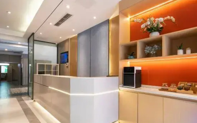 Yistory Riverview Hotel (Jiefangbei Shibati Branch)