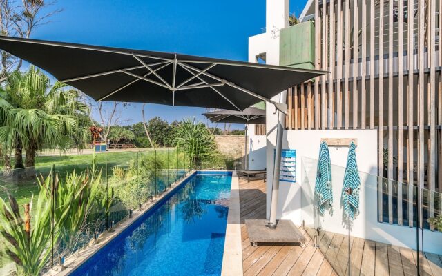 Your Luxury Escape - Ground Luxury