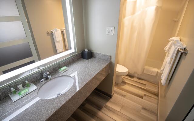 Holiday Inn Scranton East - Dunmore by IHG