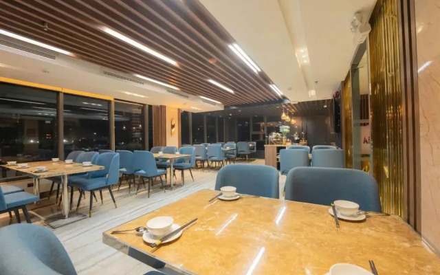 Oasis Hotel Quy Nhon