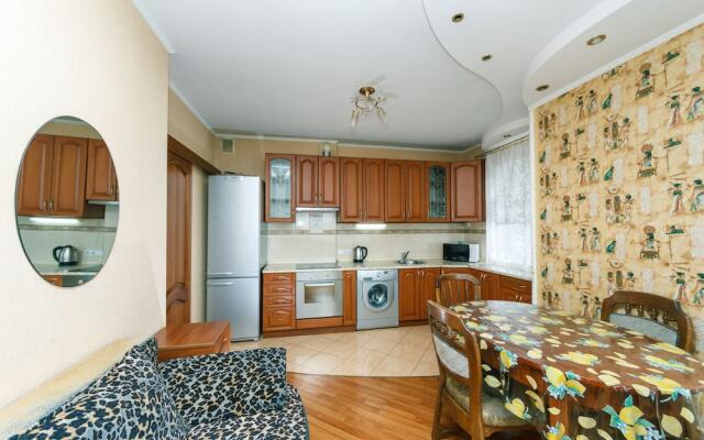 Comfortable apartment on the left bank
