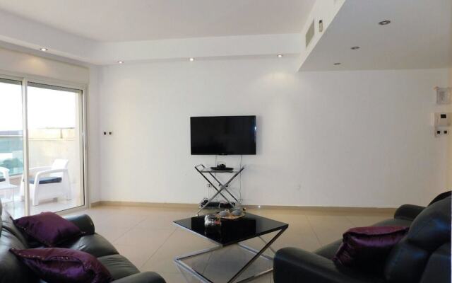 Penthouse Palmore