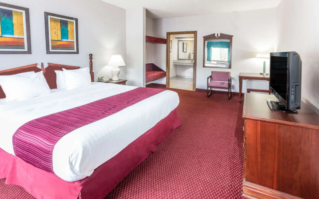 Days Inn by Wyndham Tiffin