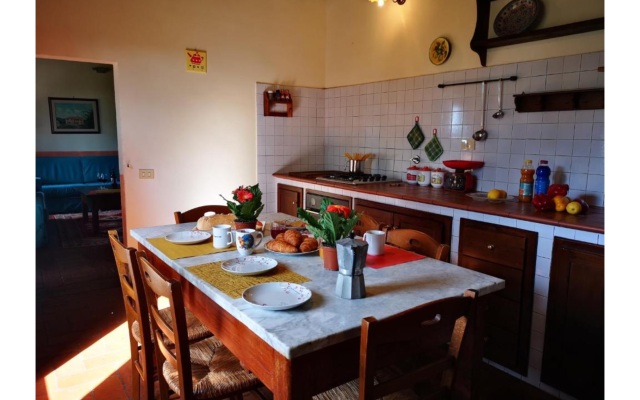 Sunflower apt With Shared Pool Family fun