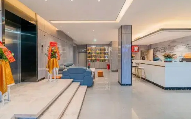 Hongsheng Business Apartment (Chaonan Bus Terminal)