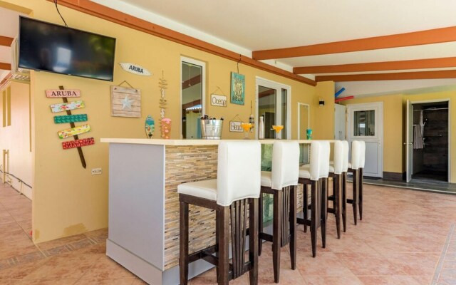 Amazing 3BR Villa w Large Private Pool Gameroom