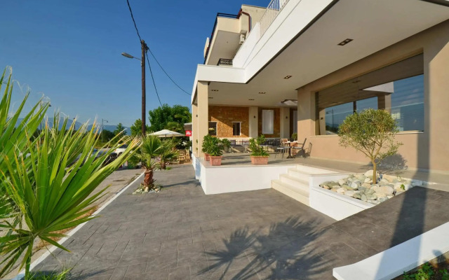 Evilion & Stilvi Sea & Sun Hotels