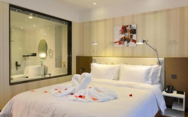 Xiamen Discovery Hotel