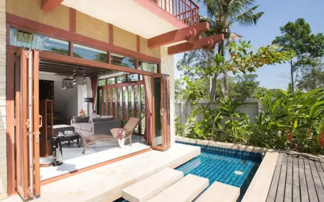 Amatapura Beachfront Villa 1