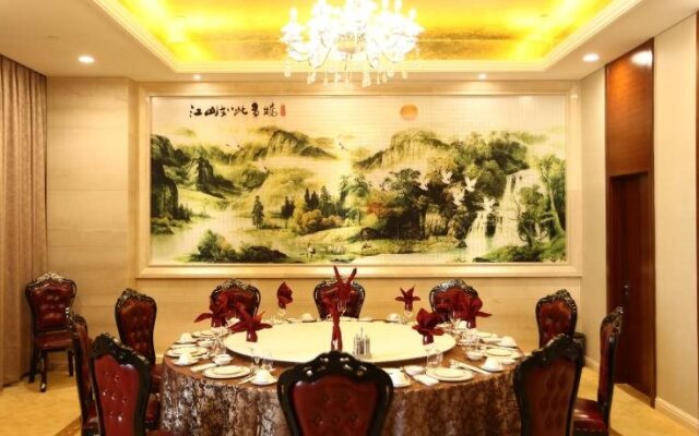 Longyue International Hotel