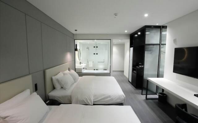 Orchid Hotel