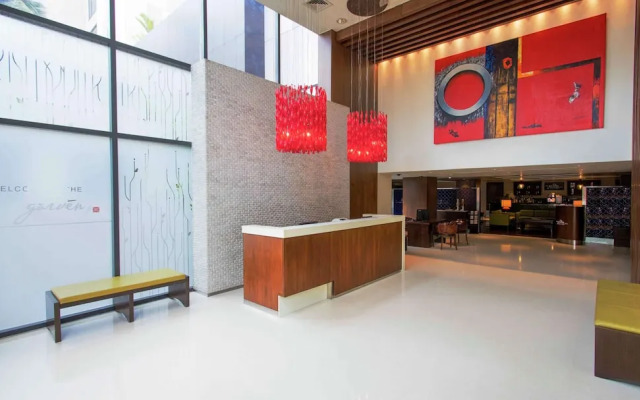 The Muthoot Plaza