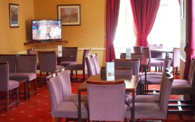 Devon Towers Hotel