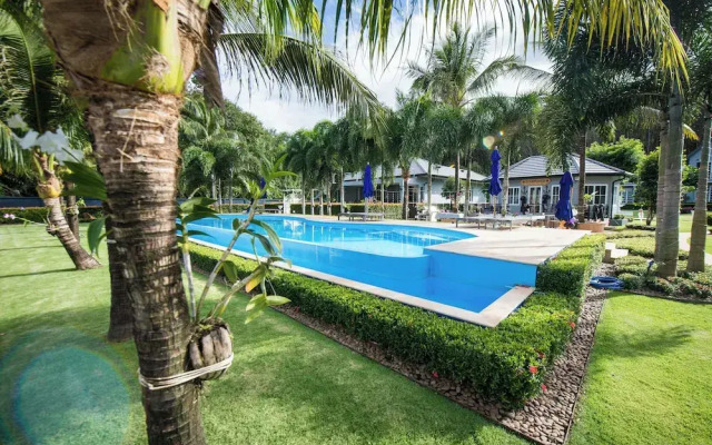 Grande Sun Seaside Villas