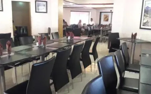 Savshanti Lake Resort