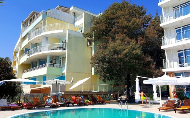 Perla Apartments