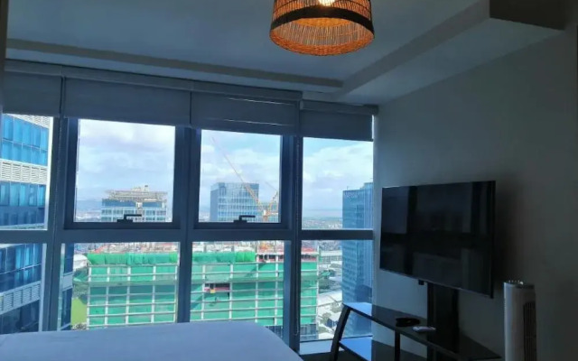 Uptown Park Suites Tower 1