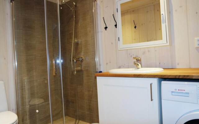 Stunning Home in Lillehammer With 4 Bedrooms and Wifi