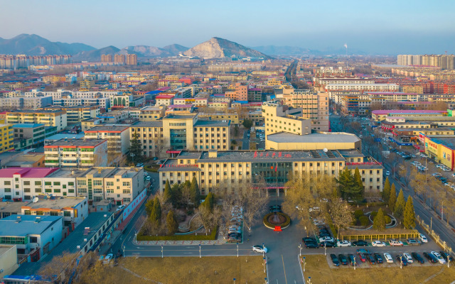 GreenTree Inn Express Hotel (Baoding Mancheng District Government Branch)