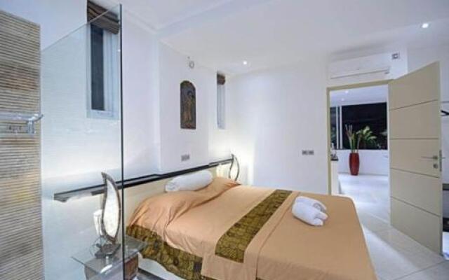 Flora Apartment Bali