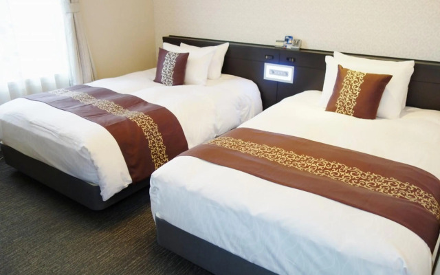 Hotel Coco Grand Kitasenju