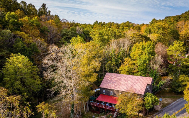 Osceola Mill Dining & Lodging
