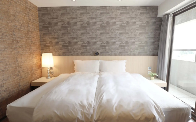 Talmud Hotel Yizhong