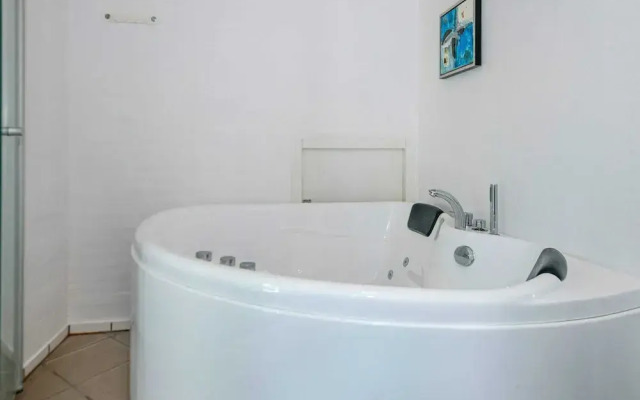 10 Person Holiday Home in Juelsminde-by Traum
