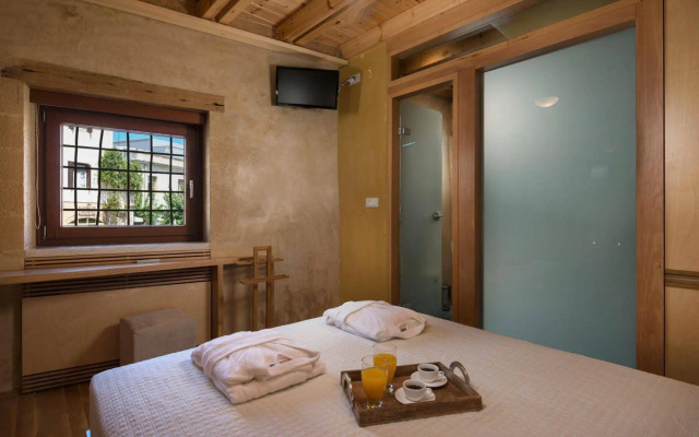 Neoria Houses