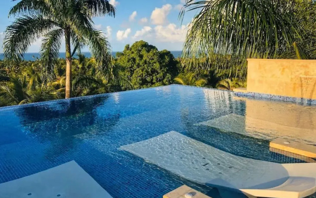 Modern 7 Bedrooms Villa on Private Beach Access