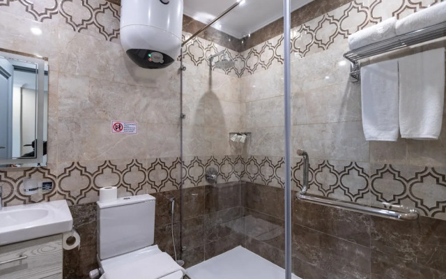 Mamlouk Pyramids Hotel